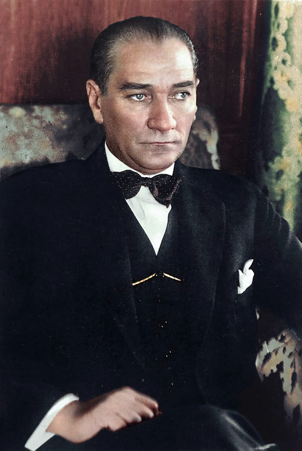NE MUTLU